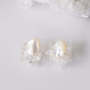 【ピアス／イヤリング】Bijou~Mother of Pearl(White×Quartz)~