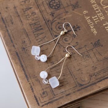 【ピアス／イヤリング】No.019 Title:タージ・レイク・パレス (India)