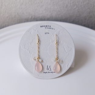 【ピアス/イヤリング】No.027 Title:薔薇の湖~ラック・ローズ~ (Senegal)