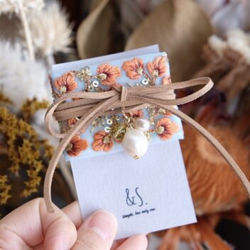 【ヘアアクセサリー】インド刺繍のヘアタイ(HT-D009)